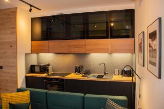 ENJOYHARRACHOV - Atraktivní slunný klimatizovaný apartmán 24 v centru Harrachova se saunou, parkováním, Wifi-WLAN, SAT, herní konzolí, Netflix zdarma a možností dobíjení auta jen 150m od lanovky - 4