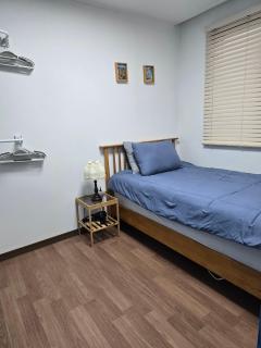 Stylish and Modern New Home #14 - 8