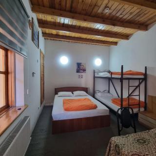 Backpackers house caravan - Samarcanda - 2