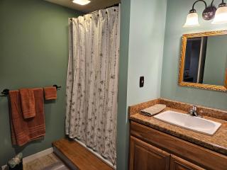 Guest Suite in Paoli with Private Entrance - 1