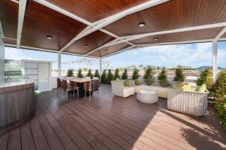 Spacious 4bedroom Penthouse Condo - 6