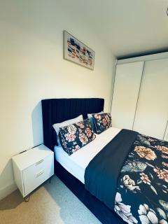 Comfort Room in a Town House - Birmingham - 8