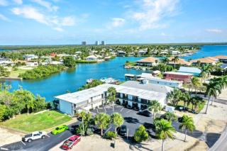 Waterfront - Isles of Capri - Island Retreat - Marco Island - Naples - Naples - 1