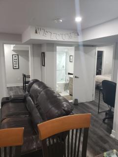 Velohome - 3-Bed, 2-Bath Home - Milton - 6