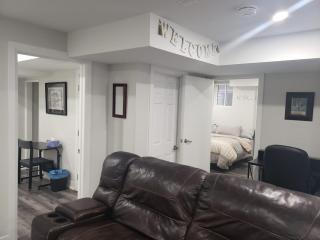 Velohome - 3-Bed, 2-Bath Home - Milton - 4