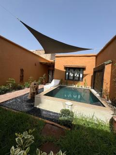 Cozy, Intimate Villa in Marrakech with Heated Swimming Pool Option - Touggana - 4