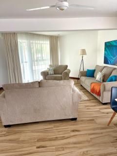 Luxe Ocean Front 2bedroom Condo - Mombasa - 8