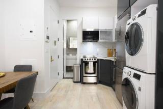 78 UES Apartments - 1
