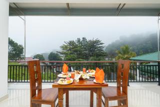 Hotel Travellers Nest Kandy - Kandy - 4