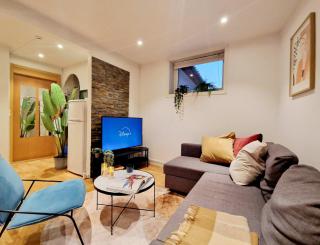 City center retreat with king bed - Bergen - 0