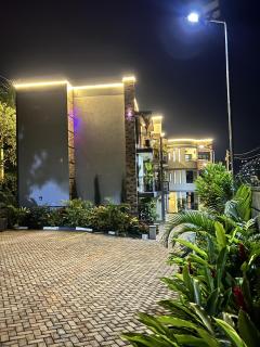 Supreme Apartments - 9