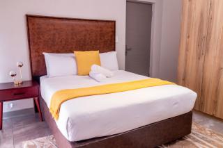 Secure 1 Bedroom Apartment in Midrand, Waterfall City - Lock Up and Go - Free WIFI and Parking - 4A Elizabeth Place - 7