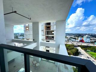 Prime location: Luxury Condo at brickell - Miami - 1