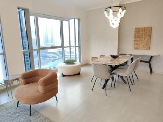 Luxury Burj Facing Apt in DT - 2