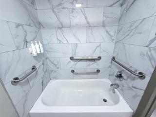 Days Inn & Suites by Wyndham Santa Rosa, NM - 1