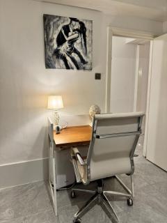 Cozy 2-Bedroom Retreat in Kilburn London SF8 - Londra - 3
