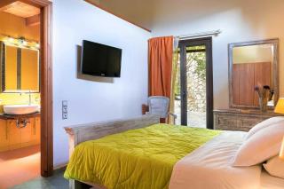 Villa Acqua, a luxury villa with private pool, 10 mins drive from the beach - Marantochori - 3