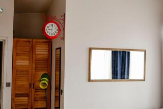 High Ceiling Apartment with Large Balcony - Istanbul - 7