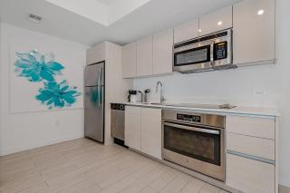 2 Bed 2 Bath at Beachwalk With Pool Gym Beach - Hallandale Beach - 6