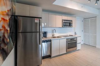 2BR & 2BA Oasis at Beachwalk - Hallandale Beach - 2