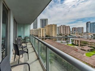 1 Bedroom w Kitchen on Beachwalk Beach &Pool &Gym - Hallandale Beach - 7