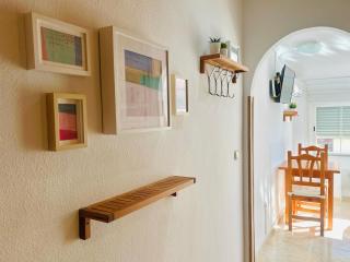 Cozy- 100m from the Beach with Pool & Perfect for2 - 1