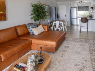 Refresh at 50 Whale Rock - Hermanus - 0