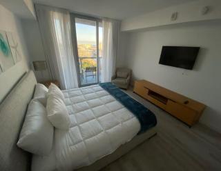 1 Bed & Kitchen at Beachwalk - Pool Gym Beach 22fl - Hallandale Beach - 3