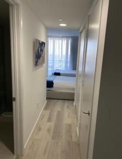 2 Bed 2 Bath Full Equiped Beachwalk Pool Gym 22 - Hallandale Beach - 1