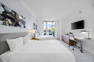 2 Bed & 2 Bath at Beachwalk Pool Gym Beach on 19th - Hallandale Beach - 5