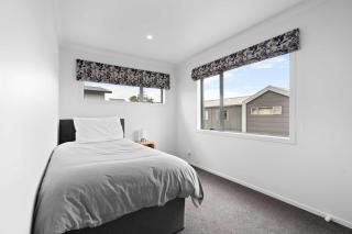 Contemporary 3 Bed Townhouse Near CBD & Hospital - Hamilton - 9