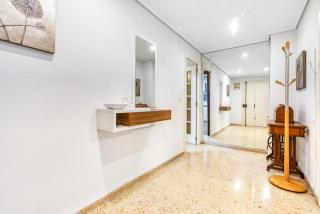 Centrally located temporary, very spacious Pataconabluerentals - Valencia - 8