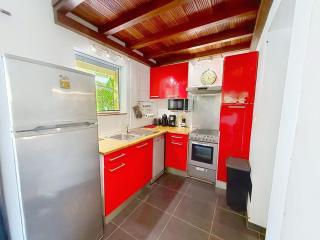 Location saisonnière dans résidence avec piscine - 4