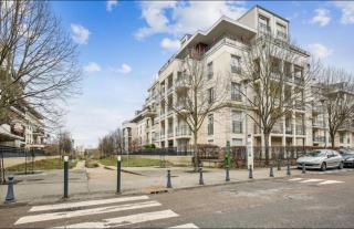 Studio Lumineux et confortable parking - 1