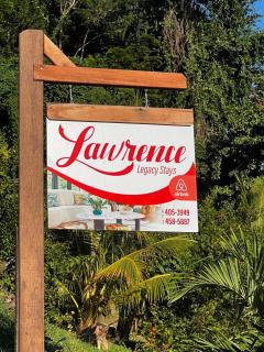 Lawrence Legacy Stays - 3