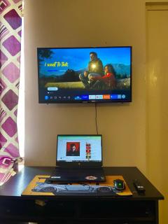 Flat in Gurugram - 2 BHK - 8