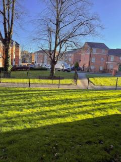 Soulful 2-bed 2-bath With Parking, Ultra Quite Atmosphere - Birmingham - 4