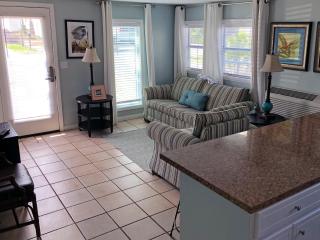 Island Time Bungalow - Panama City Beach - 5