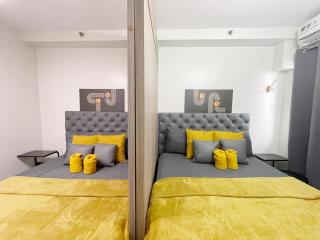 19106 Condotel at Shore 2 MOA wNetflix - Manila - 9