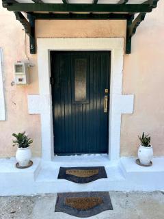 Art House Near to Saint George Beach by Konnect - 7