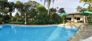 Casa térrea, ampla com piscina privativa, garagem para 4 carros e 3 motos- 500m da Praia de Pernambuco - 5