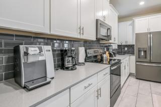 1569 - 5 Bedrooms w Pool and Resort Access - Davenport - 4