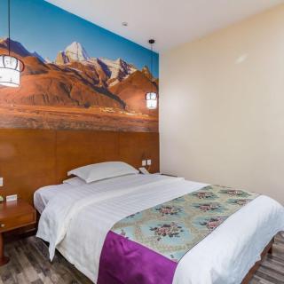 The Qomolangma Hotel Beijing China - 9