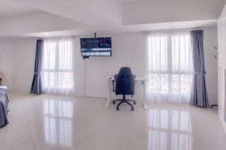 Comfortable and Homey 1BR Tamansari Bintaro Mansion Apartment By Travelio - 6