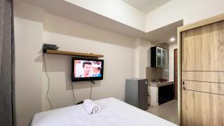 Good Deal and Homey Studio at Vida View Makassar Apartment By Travelio - 6