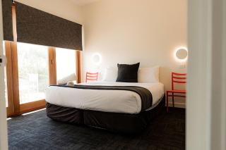 Waterfront Shack - Arcana - 6