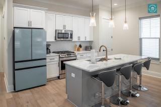 R3 at Inlet Beach with Pool Access and EV Connector - Walk to Beach - Inlet Beach - 4