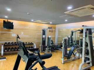 Two Palm Tree Villas Condominium - Studio 8A with Balcony - Across Terminal 3 Airport - Manila - 7