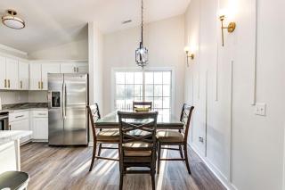 Home with master suite 15 from RTP & Dtown Durham - Durham - 3