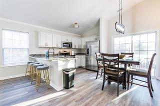 Home with master suite 15 from RTP & Dtown Durham - Durham - 4